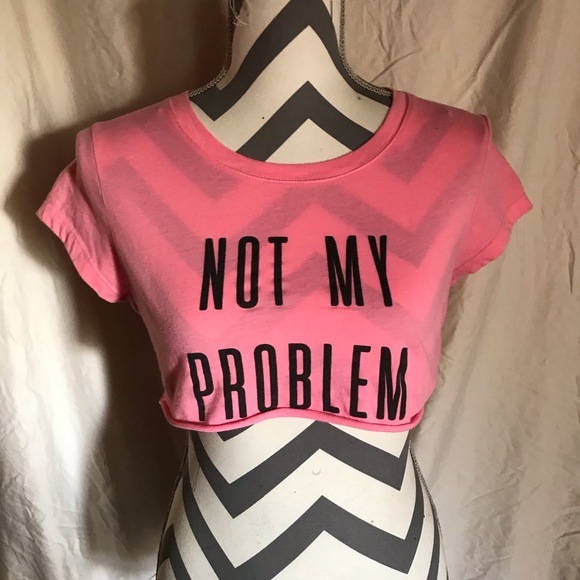 Scarf and T-Shirt Combo - Picture 4 of 6